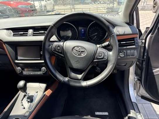 Toyota avensis 2018 image 6