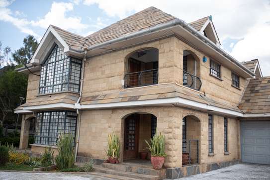 4 Bed Townhouse with En Suite at Chuna Estate Kitengela image 35