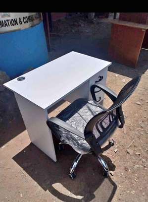 Eye catching office desk with a chair image 1
