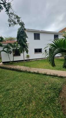 4 Bed House with En Suite at Nyali image 26
