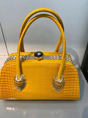 Ladies fashion design handbag image 1