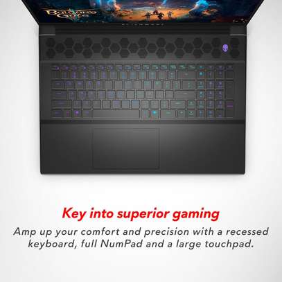 Alienware M18 Gaming Laptop image 2