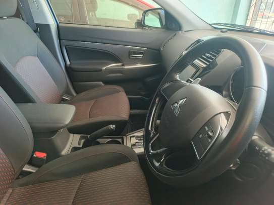 Mitsubishi RVR newshape image 2