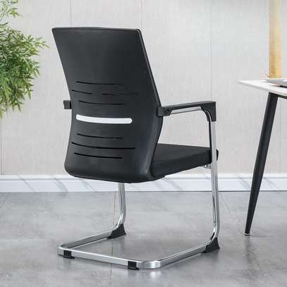 Black Ergonomic Mesh Visitors Waiting Chair image 8