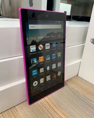 Amazon Fire HD 8  tablet image 3
