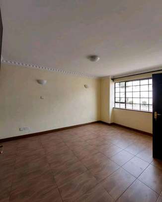 4 Bedrooms Villa For Rent in Lavington Nairobi Kenya image 4