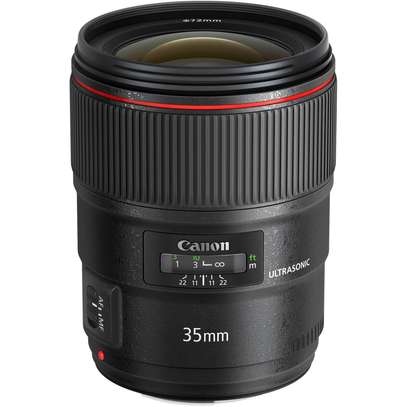 Canon EF 35mm f/1.4L II USM Lens image 4