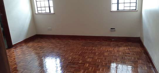 4 Bed Townhouse with En Suite in Westlands Area image 5