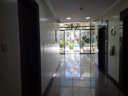 172 m² office for rent in Upper Hill image 2