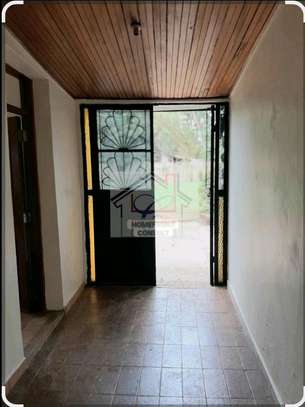 Exquisite 3bedroomed bungalow, master ensuite image 12
