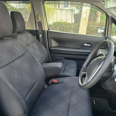 Suzuki wangon R image 7