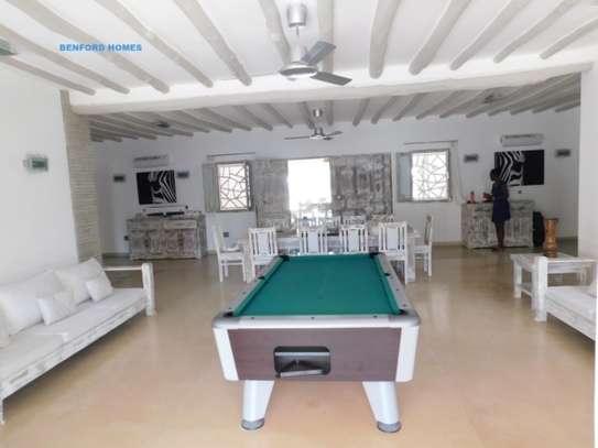 Furnished 5 bedroom villa for rent in Ukunda image 12