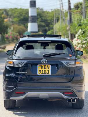 Toyota Harrier KDA image 6