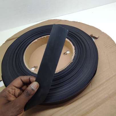 1Meter heat Shrink Tubing 20mm black. image 1