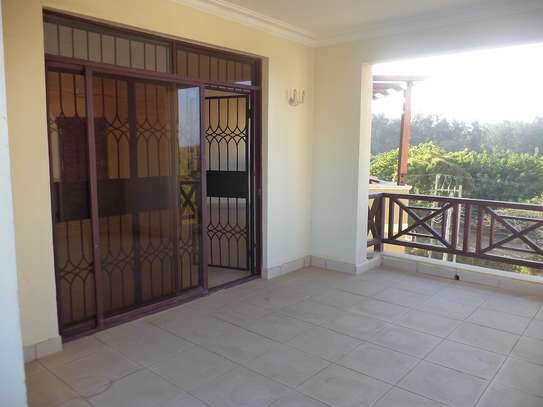 3 br apartment for sale in Nyali. 445 image 15
