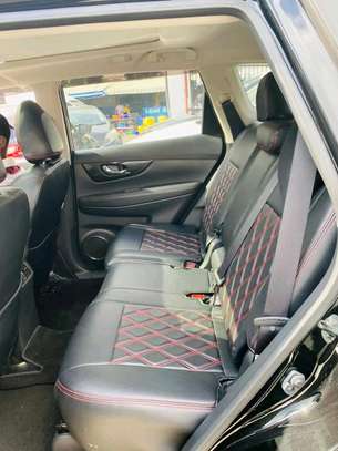 Nissan X-Trail Black sunroof 2018 4x4 image 11