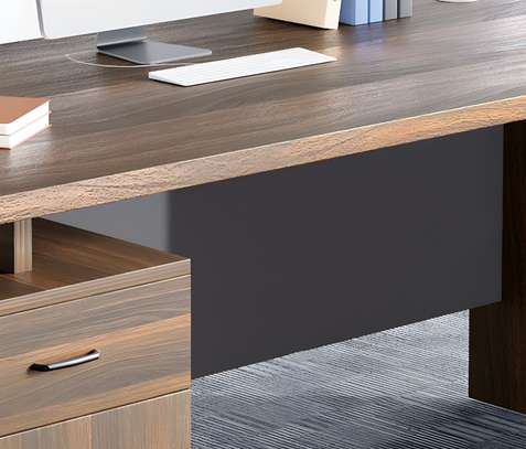 Office Desk: 140CM Work Desk for Corporate image 3