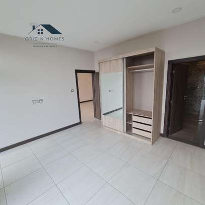 1 Bed Apartment with En Suite at Westlands image 10