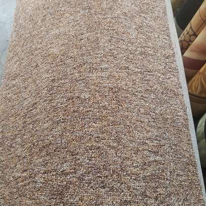 GOOD QUALITY WALL TO WALL CARPETS image 2