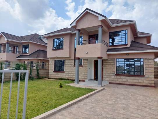 4 Bed Townhouse with En Suite at Gikambura image 2