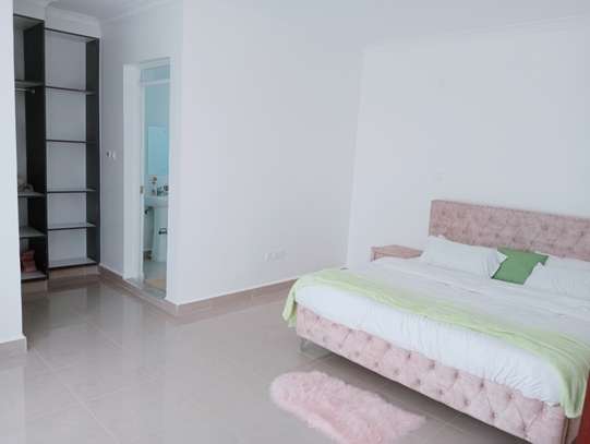 4 Bed Villa with En Suite at Namanga Road image 8