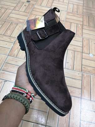 Official boots Sizes 40-45 @ksh 4000 image 1