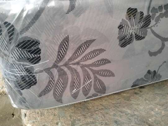 Karibu sana! 8inch 5*6 mattress heavy duty free delivery image 2