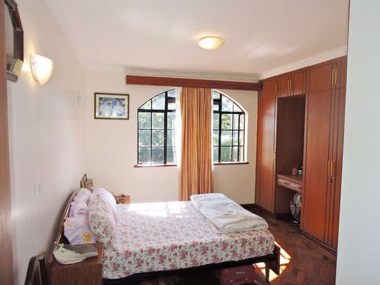 4 Bed Apartment with Backup Generator at Mvuli Road image 13
