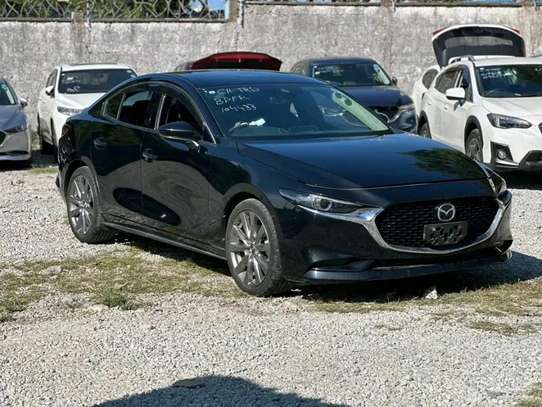 Mazda 3 black image 4