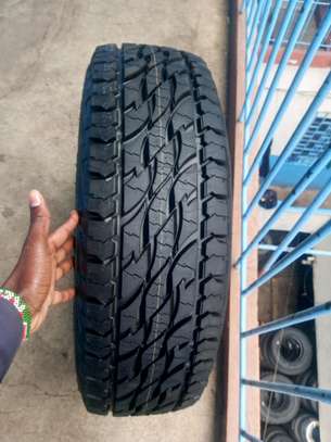 BRIDGESTONE 245/70/16 image 1