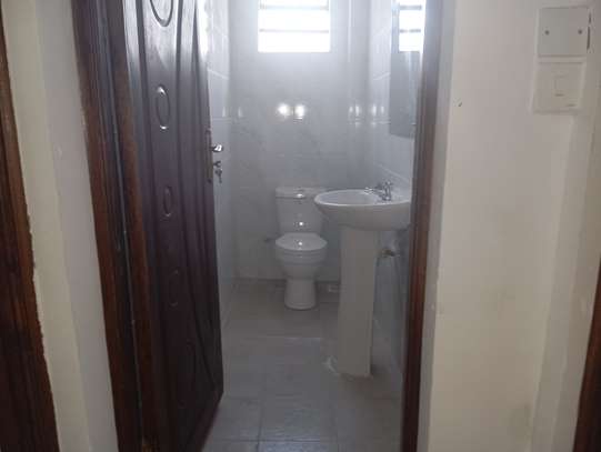 3 Bed House with En Suite in Kitengela image 9