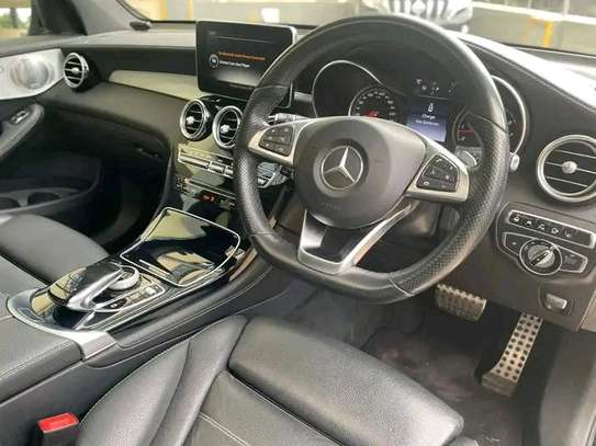 2016 Mercedes Benz GLC image 3