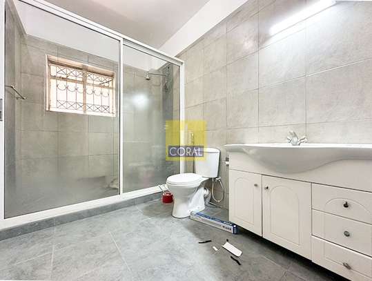 4 Bed Apartment in Parklands image 15