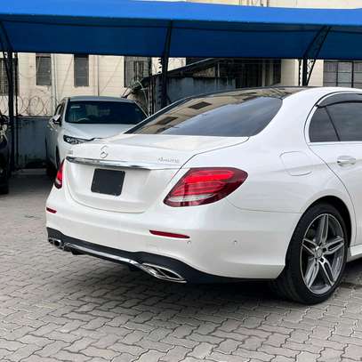 Mercedes Benz E350 white ♥️ AmG image 9