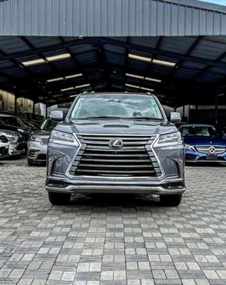 Lexus LX570 Grey 2018 image 1