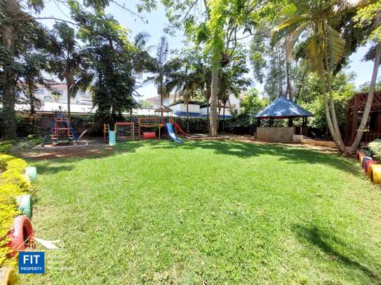 0.5 ac Commercial Property with Parking in Gigiri image 4