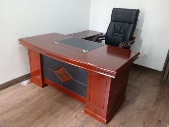 1.4 M L Shaped Mahogany Executive Desk image 1