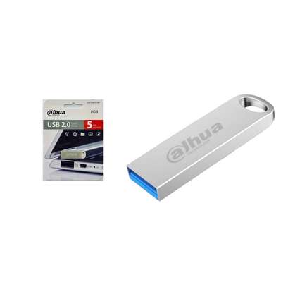 DAHUA 32GB FLASH DRIVE USB 2.0 U106 METALIC image 2