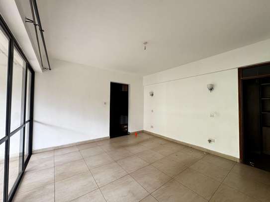 3 Bed Apartment with En Suite in Westlands Area image 3