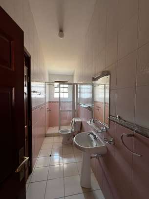 2 Bed Apartment with En Suite in Westlands Area image 13
