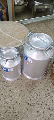 Aluminium Milking Cans image 3