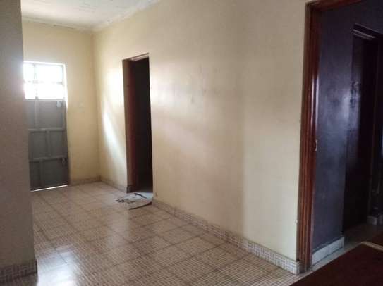 4 Bed House with En Suite at Roysambu image 9
