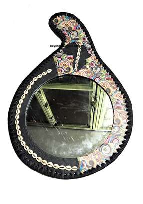 Black Leather African Multicolor Mirror image 1
