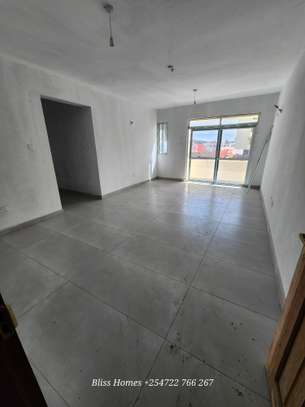 3 Bed Apartment with En Suite at Bamburi Mwisho image 4