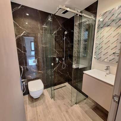 1 Bed Apartment with En Suite at Red Hill Road image 2