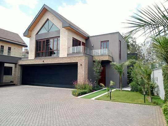 4 Bed Townhouse with En Suite in Runda image 18