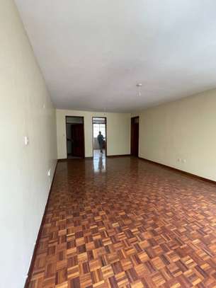 3 Bed Apartment with En Suite in Lavington image 4