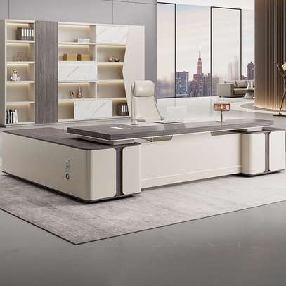 Office Desk: Executive 2 Meters Office Desk image 1