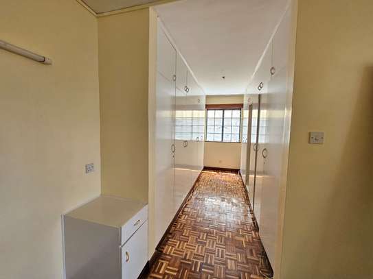 5 Bed House with En Suite in Lower Kabete image 1