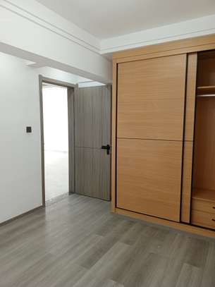 Serviced 2 Bed Apartment with En Suite at Argwing'S Kodhek image 9